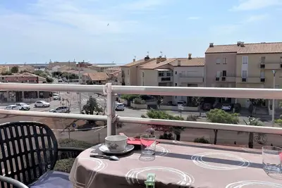 Image de Appartement 2 pièces climatisé avec balcons, proche plage et commerces, Port-la-Nouvelle