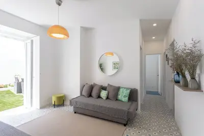 Image de Enchanting 3-bedroom apartment with WiFi in Estoril