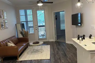 Image de theme Paris Apartment\n / Midtown great Location! / Minutes from Nrg Stadium/