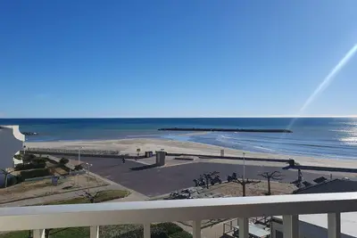 Image de Seaview appartment with direct acces to the beach