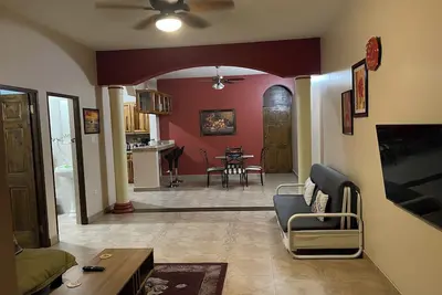 Le Quad's One Bedroom ~ Private, Spacious, Secured & Elegant
