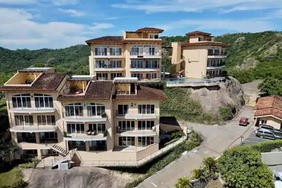 Image de Playa Ocotal 2-bedroom condo offers incredible ocean views from every room!