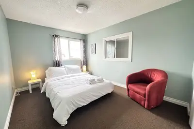 Image de Bright Condo In Downtown Maple Ridge