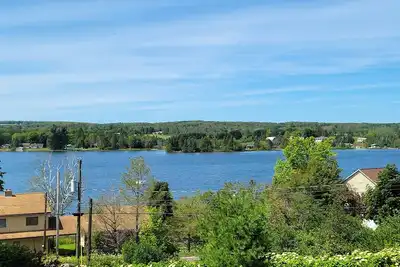 Image de Spacious, pet-friendly home in Hancock Twp. Includes indoor sauna!