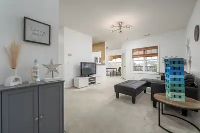 Image de Bright and Airy Coastal Retreat 3rd Floor Condo