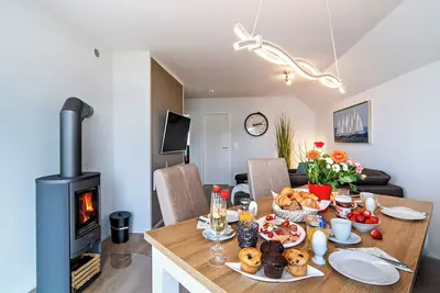 Image de Fewo Räuberhöhle by Seeblick Ferien Oro, Kamin, Sauna