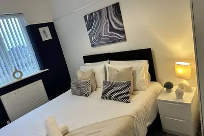Image de Appartement-Appartement-Salle de bain privée séparée-Vue sur Rue