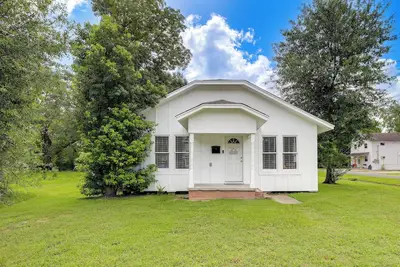 Image de Port Neches Home Rental: Walk to Tugboat Island!