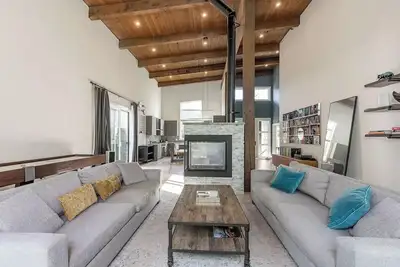 Image de Large Modern Home in Squamish