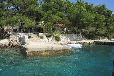 Image de Maison de pêcheur près de la mer Lavdara, Dugi otok (K-21569)