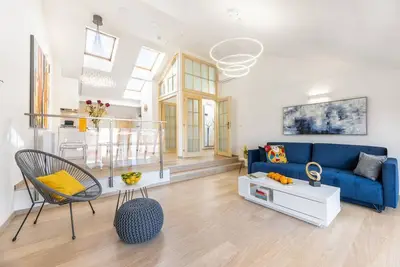 Image de Stunning & Luxurious Penthouse, A/C & Grand Views