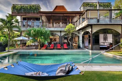 Image de Peaceful Mansion 6 Bedroom, Seminyak