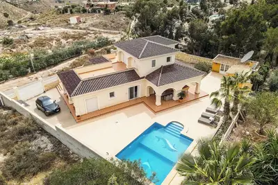 Image de Luxury spanish villa with a great pool - 10 min from the beach!