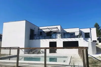 Image de Villa d architecte au cœur des vignes et à 15 min des plages