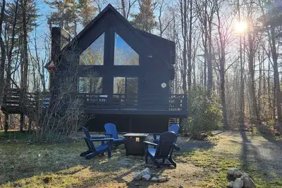 Image de Beautiful Home w/ Hot Tub in a Private Lake Community