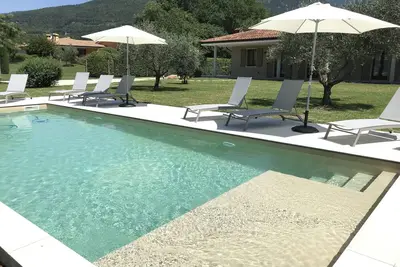 Regarda - \"Villa Ida, Giarole unit\" with pool and air conditioning