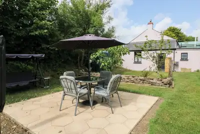 Image de The Old Forge Cottage, pet friendly, with a garden in Kilkhampton