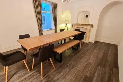 Image de Westfield House - Characterful 7 Bedroom Townhouse