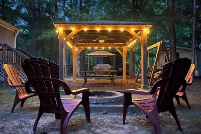 Image de Pet Friendly Lake Gaston Home with Neighborhood Beach & Boat Ramp Access
