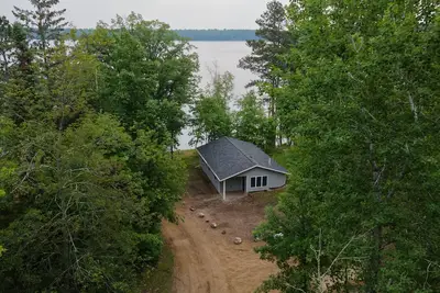 Image de Webb Lake, Hackensack, Northern Mn - 3 Bedroom, Sleeps 6 - Cabin #6 Blue Water