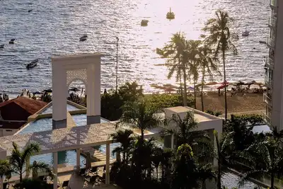 Image de Superbe condo au paradis avec magnifique vue!