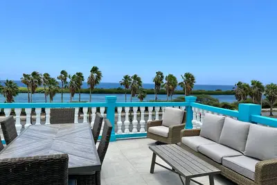 Merakii Seaview Escape Curacao