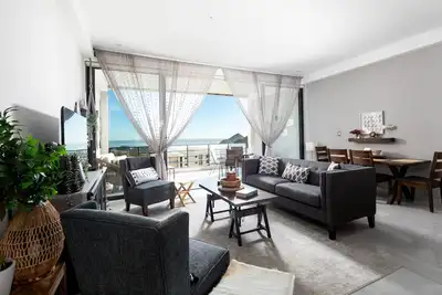 Image de Stunning Condo, Ocean, Sunrise and Marina Views, 5 Min to Marina, Fast Wifi