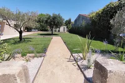 Image de Villa Thébaïde à Saint-Rémy-de-Provence, 10 personnes, 5 chb, 5 Sdb, piscine sel
