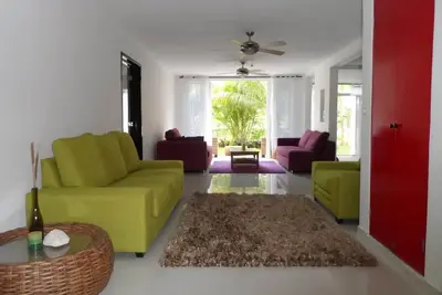 Image de Apartment in Hotel Zone in Cancun, 1 block to beach. Exclusive area.