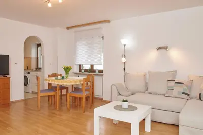 Image de Ferienwohnung Reckzeh 63 qm mit Terrasse und Separatem Schlafzimmer