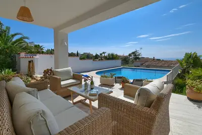 Image de Villa classique et intime avec piscine privée à Javea, Costa Blanca, Espagne pour 4 personnes
