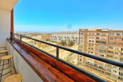 Image de Appartement Spacieuse, Avec vue Panoramique sur la Ville, Résidence Avec Piscine