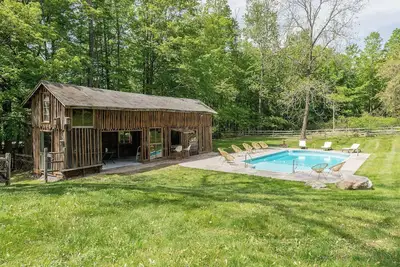 Image de The Sweet Spot: Fun-Filled Fall Getaway