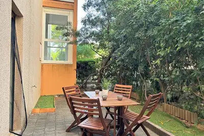 Image de Appartement T2 avec Jardin, Parking et Climatiseur - Proche Plage Bormes-les-Mimosas