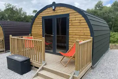 Image de River Pod 3 (Pet Friendly) -  a glamping pod that sleeps 2 guests  in 1 bedroom