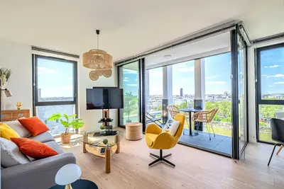 Image de Loire Enchantée – Vue imprenable et confort au cœur de l’île de Nantes