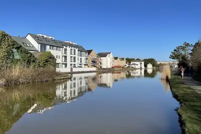 Image de 2 Bedroom Canalside Apartment in Bude, Walking Distance to Sandy Beach and Town
