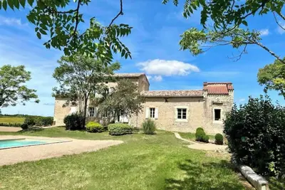 Image de Une charmante demeure au milieu de la nature….