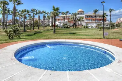 Apartamento de Lujo con Salida a la Playa