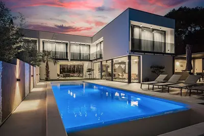 Image de Villa Osea in Medulin with Sauna only 1. 5 km from the Beach