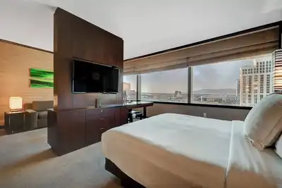 Image de Vdara Deluxe Room with Amazing City Views!