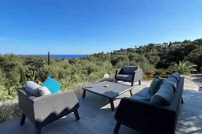 Image de Magnifique villa \"Terre d'Azur\"  la Croix Valmer vue mer golf de Saint Tropez