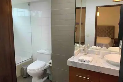 Image de Beautiful view of the Pacific Ocean, facing the Lighthouse.