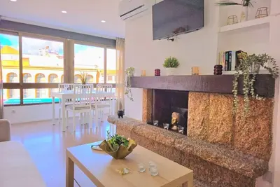 Image de Nogalera Rainbow, 2-bedroom apartment with Pool and parking.
