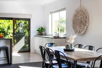 Image de Tree Views - Oceanstays