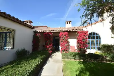 Image de Legacy Classic 2 bedroom condo