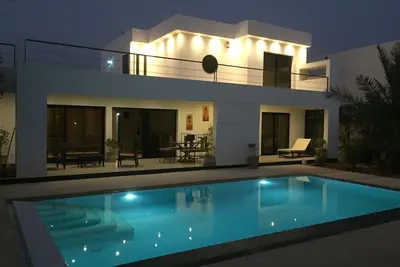Image de La Somone : spacieuse villa tout confort à 800 m de la plage.