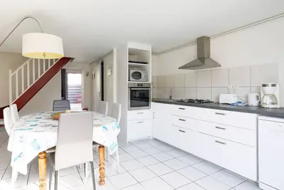 Image de Appartement 'Logement Tulipe - 6 Personnes' avec terrasse privée et Wi-Fi