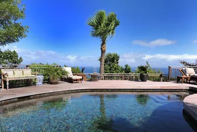 Villa Nahma 2br in Vitet by Personal Villas - Lush Tropical Paradise