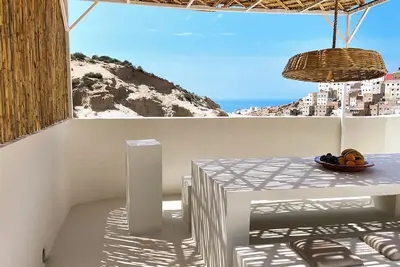 Image de Entire house with private roof terrace